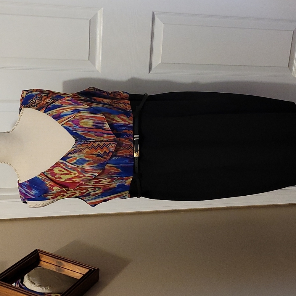 Sleeveless V-Neck dress